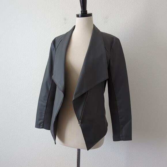 NWT BB Dakota Women's Lander Vegan Leather Gray Jacket XS Knit Undersleeve $104 - Picture 9 of 14